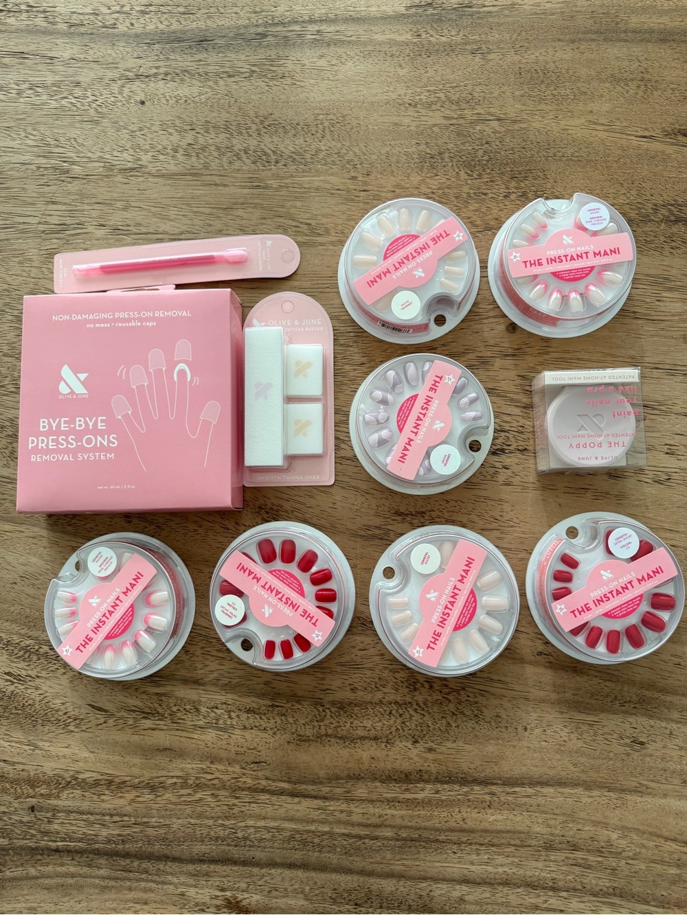 THE INSTANT MANI Press-On Nail Kit — Pink & Red Mix